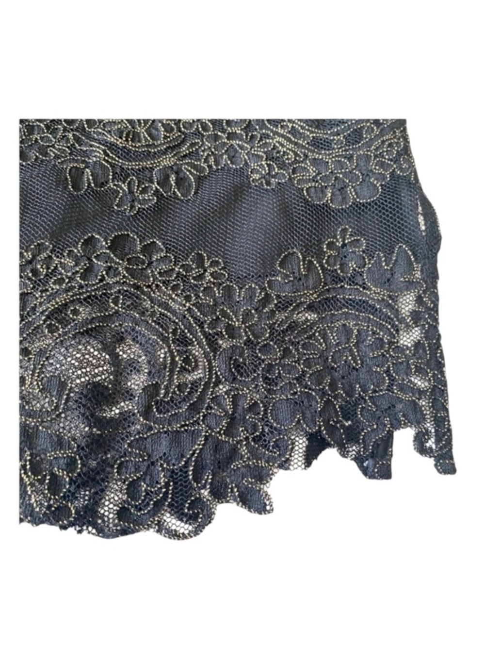 Sandro ✈︎ Rococo Metallic Guipure Lace Skirt ✈︎ aso Kristen Bell ✈︎ Black + Gold - Picture 6 of 16